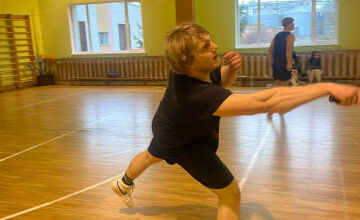 Badmintona sacensības jauniešiem