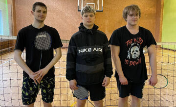 Badmintona sacensības jauniešiem