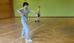 Badmintona sacensības jauniešiem 