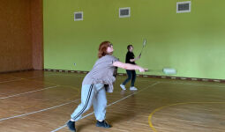 Badmintons jaunietēm