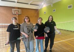 Badmintons jaunietēm